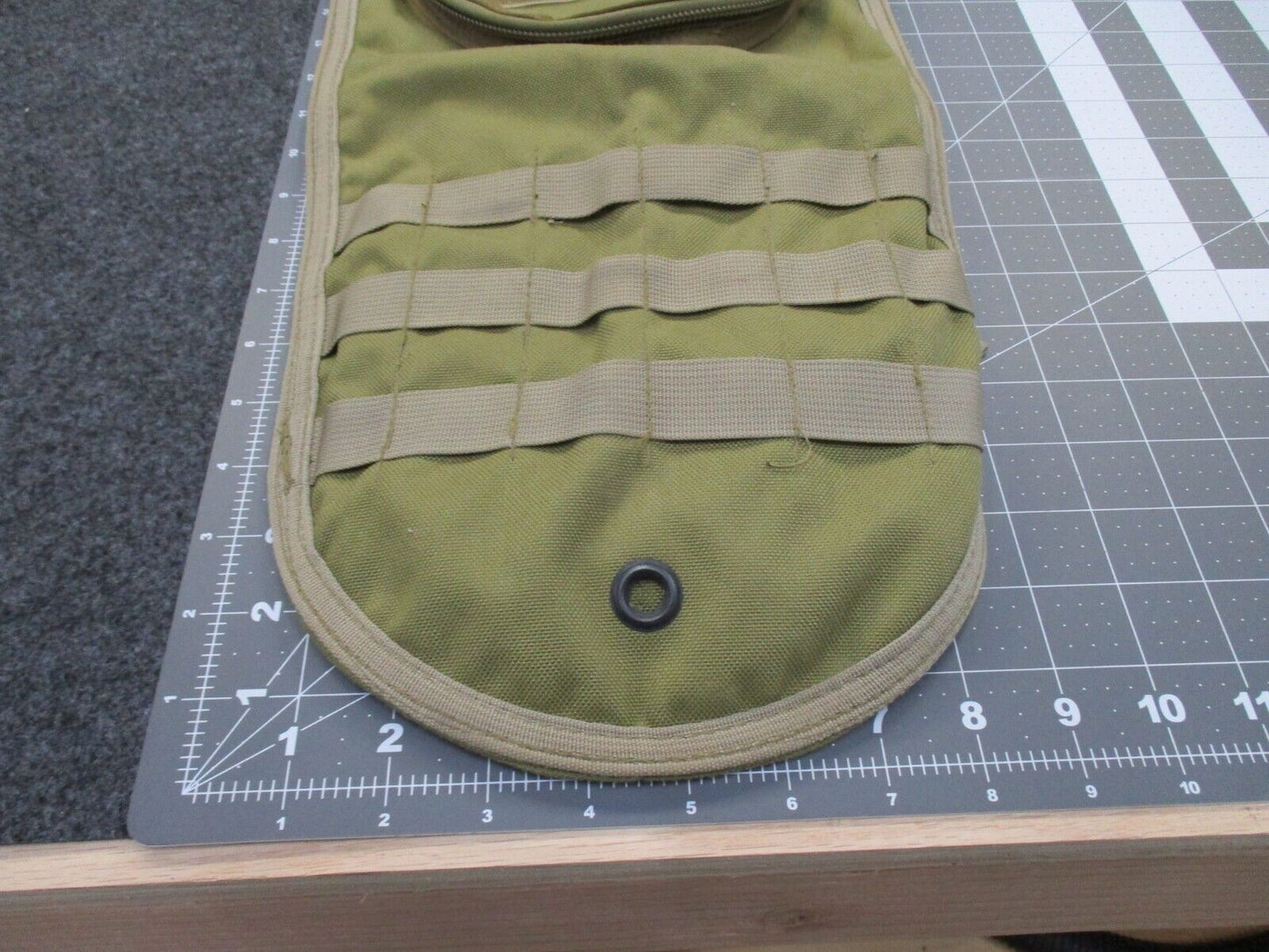 BDS TACTICAL HYDRATION CARRIER WATER PACK - NO BLADDER - TAN KHAKI HYDROBULL