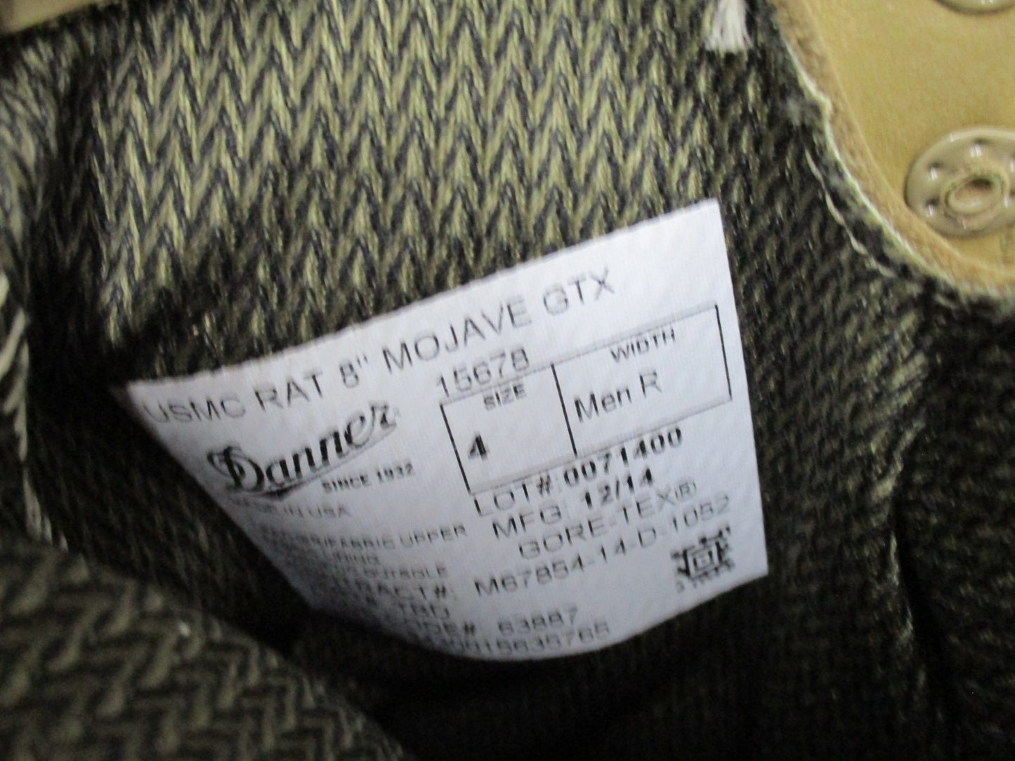 Danner USMC RAT Boot Waterproof Size 4R Men/6 Women GORE-TEX MOJAVE 8"