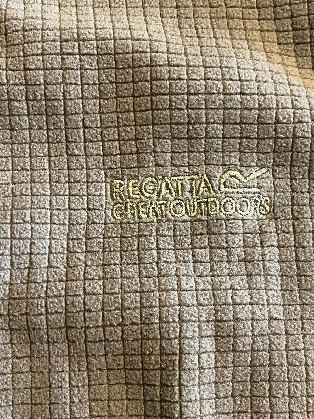 Centex Military Gear men's Regatta Great Outdoors fleece waffle jacket in size L, full zip, in coyote tan color.