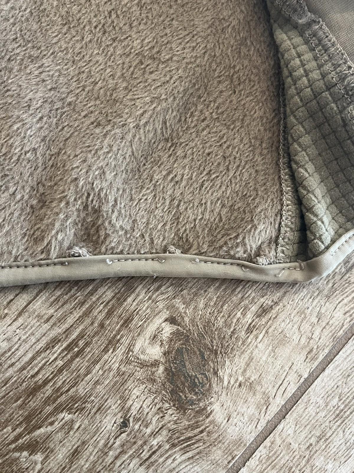 Polartec Gen III Level 3 Fleece Jacket Small-Regular Tan Military Cold Weather