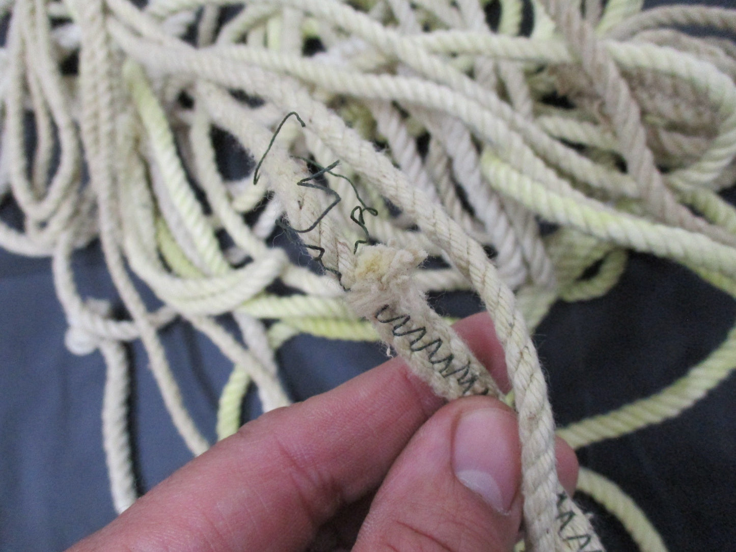 US MILITARY U.S.G.I SHELTER HALF TENT WHITE GUY CORD ROPE QTY (1) STRING (USED)
