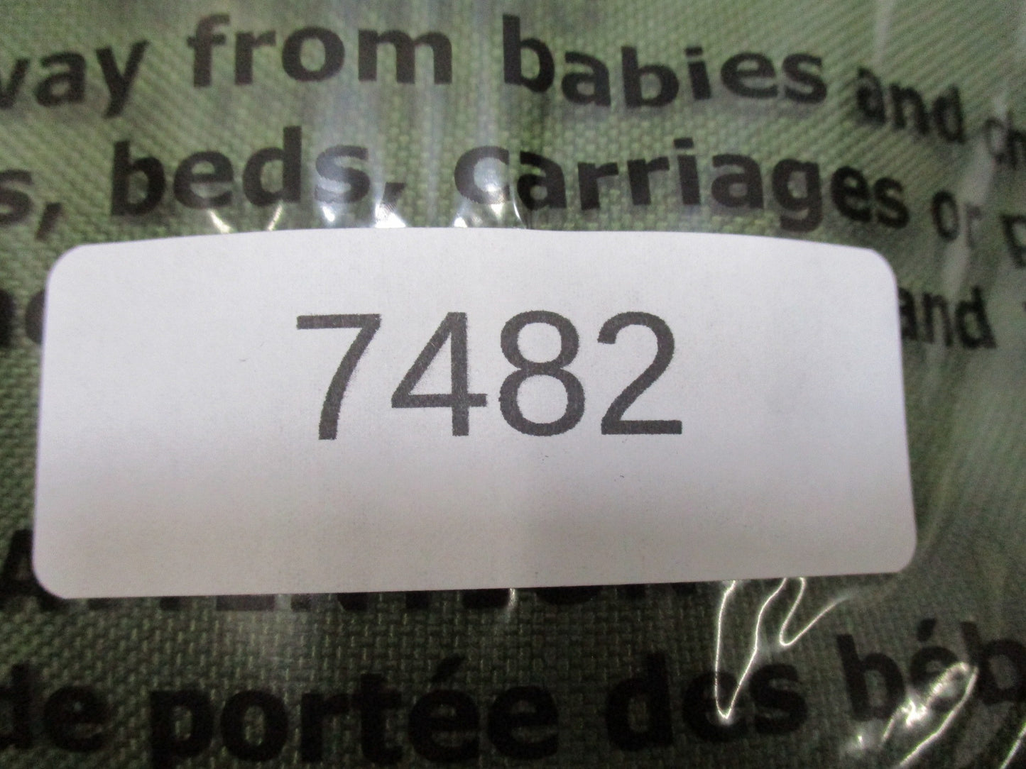 Centex Military Gear M40 gas mask with clear and dark lenses, medium size, includes bag and 40mm C2A1 filter for military use.