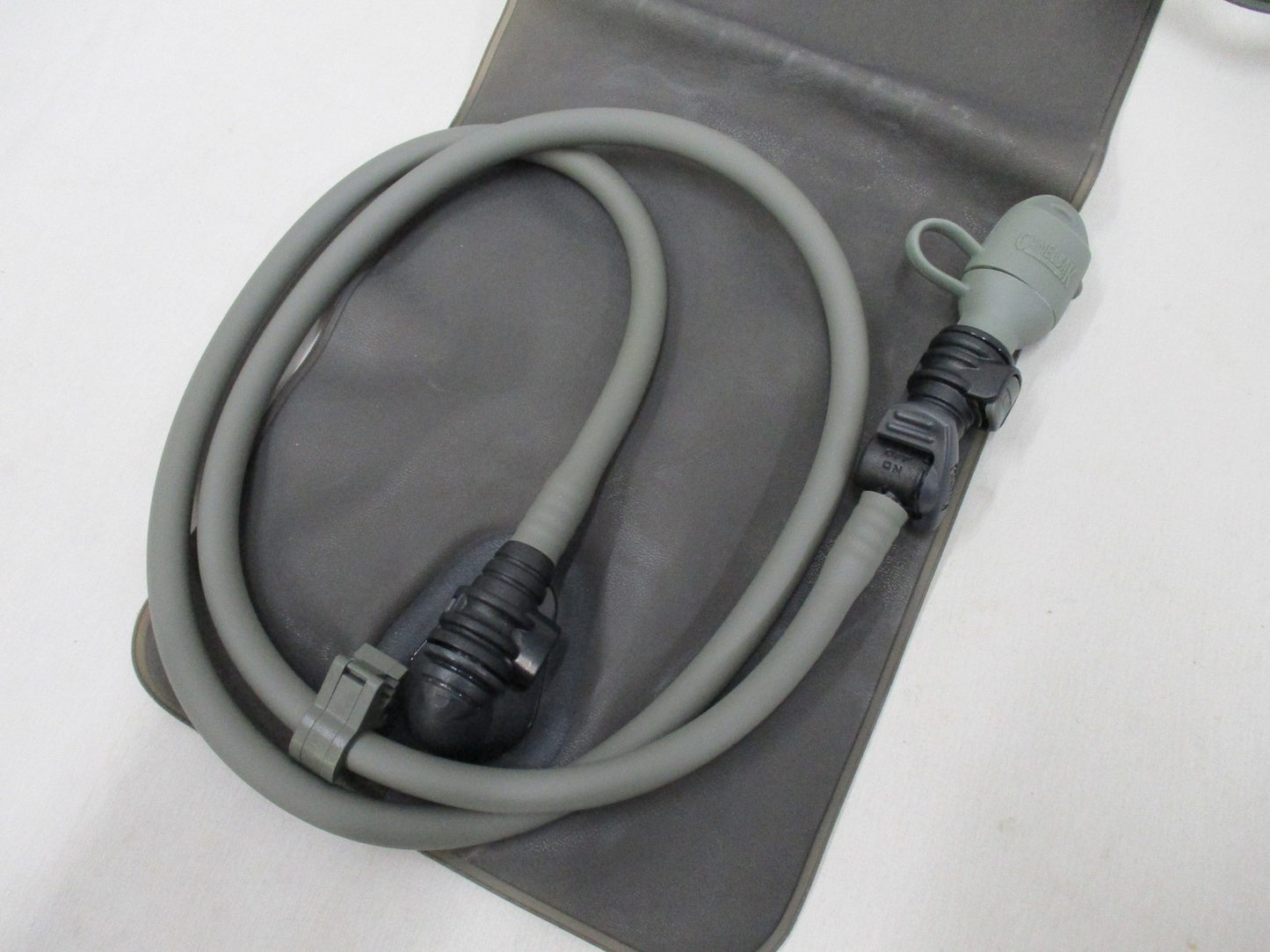 Genuine Army CamelBak Hydration Bladder 100oz Grey Reservoir New Condition