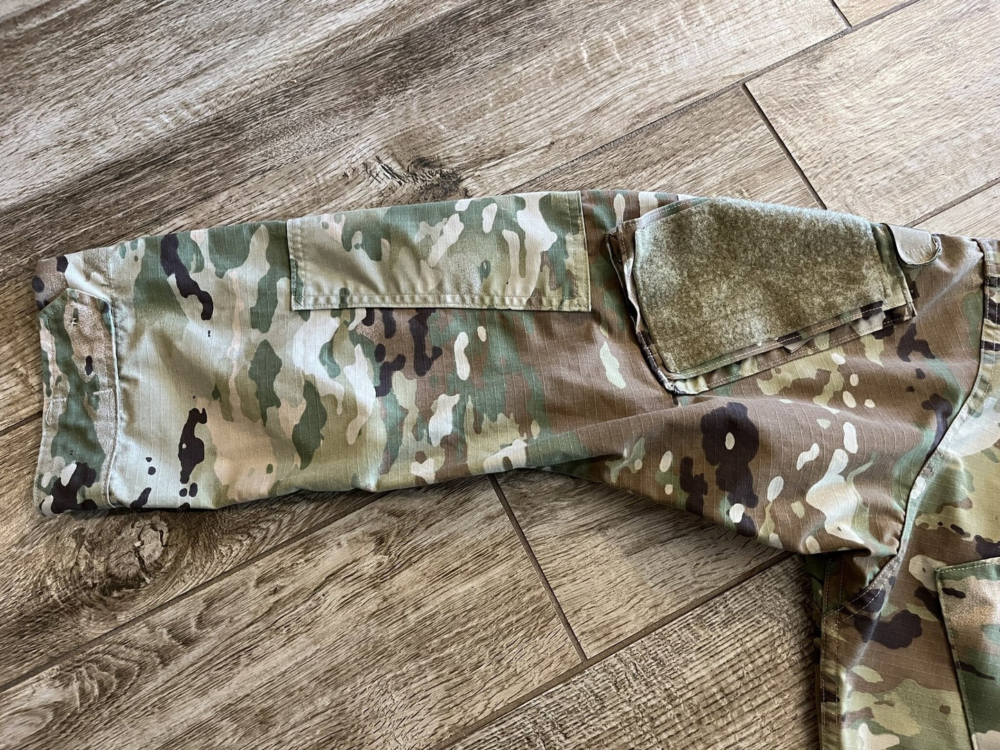 Genuine US Army OCP ACU Combat Uniform Coat Medium Regular Scorpion W2 Tactical