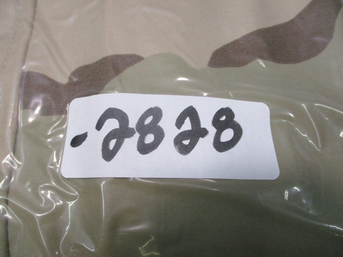US Military ECWCS Gore-Tex Parka Desert Camo DCU Tactical Jacket Size Large-Reg