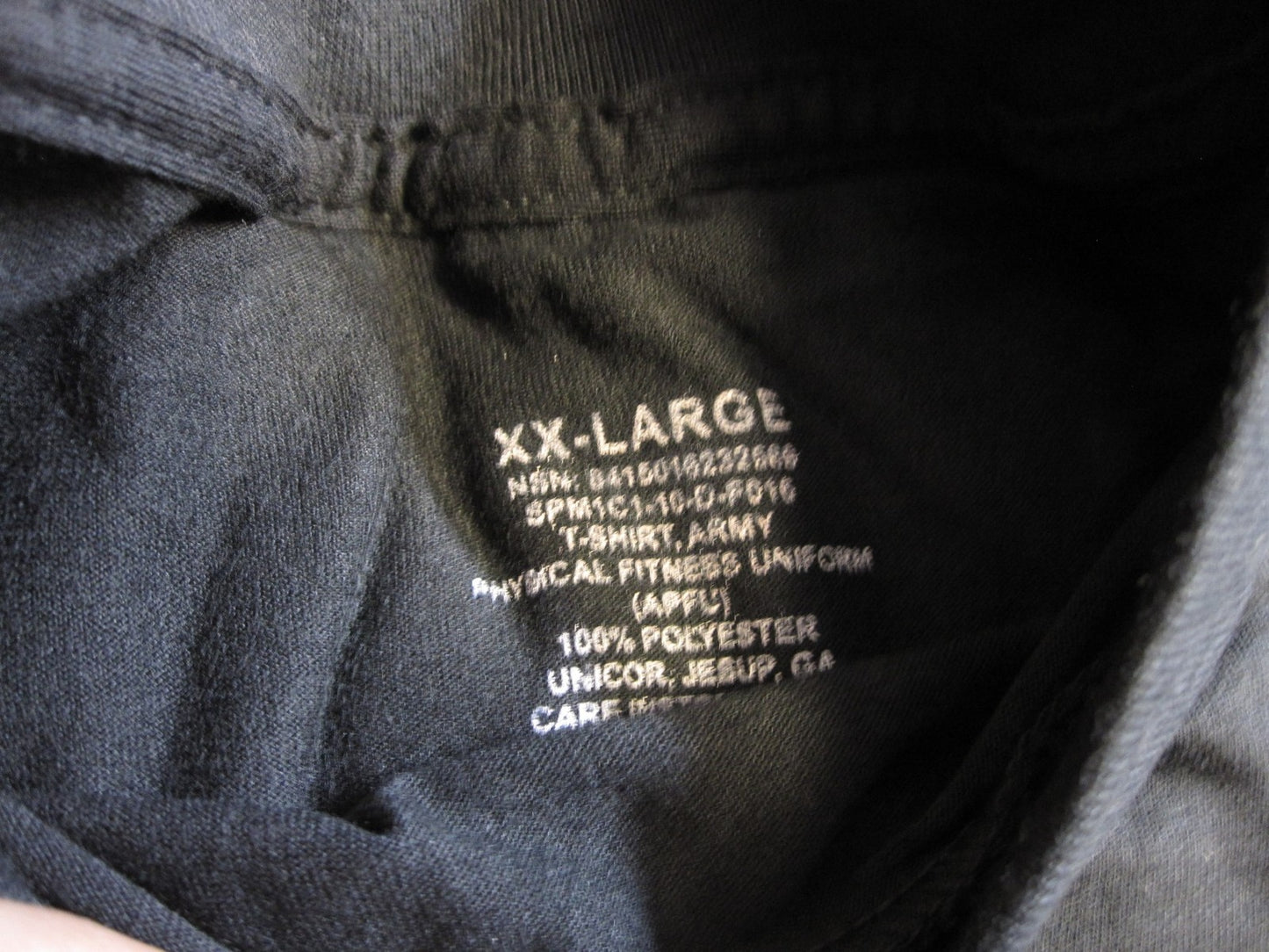 XX-LARGE US ARMY ISSUE SHORT SLEEVE PT SHIRT ATHLETES T-SHIRT BLACK/GOLD UNIFORM