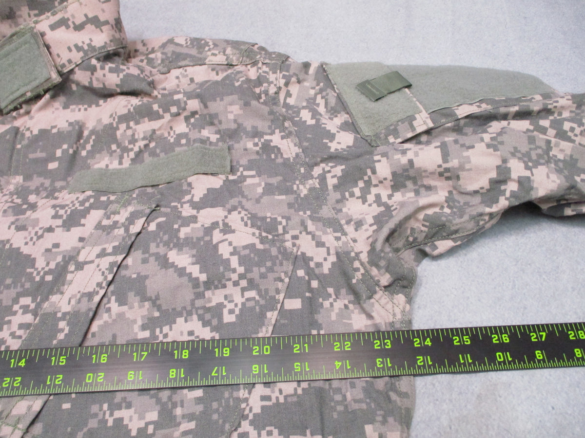USGI FR ACU Coat UCP Medium Long Flame Resistant NWT NSN 8415-01-548-3176