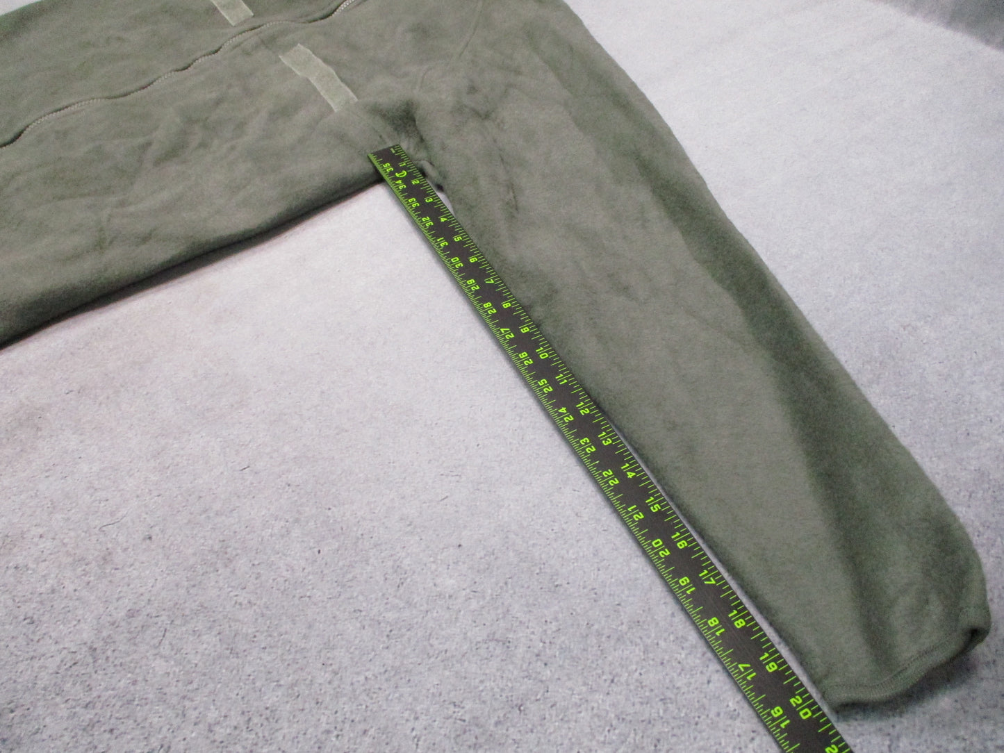 Army EWOL Fleece Jacket Liner Foliage Green Medium Regular Polartec FR 8415-01-5