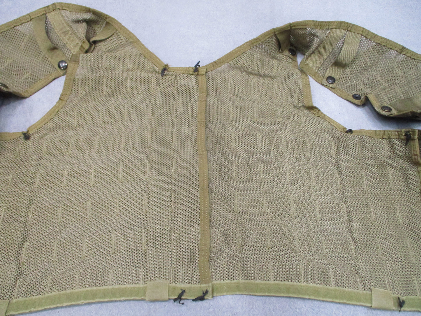 US Military Surplus CMU-36/P Survival Vest MOLLE Tactical Gear Coyote Brown
