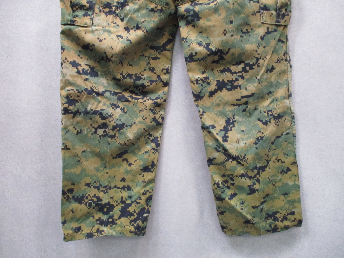 USMC Woodland MARPAT Combat Pants Measured 31x29.5 MCCUU Trousers Knee Hole