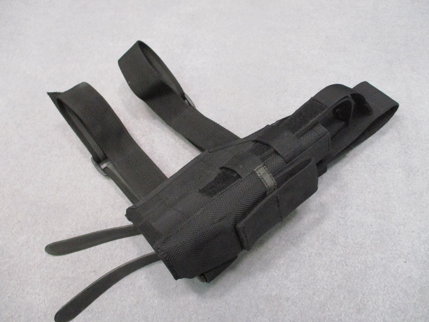 BLACKHAWK Omega VI Elite Universal Drop Leg Holster RH Medium Large Pistol