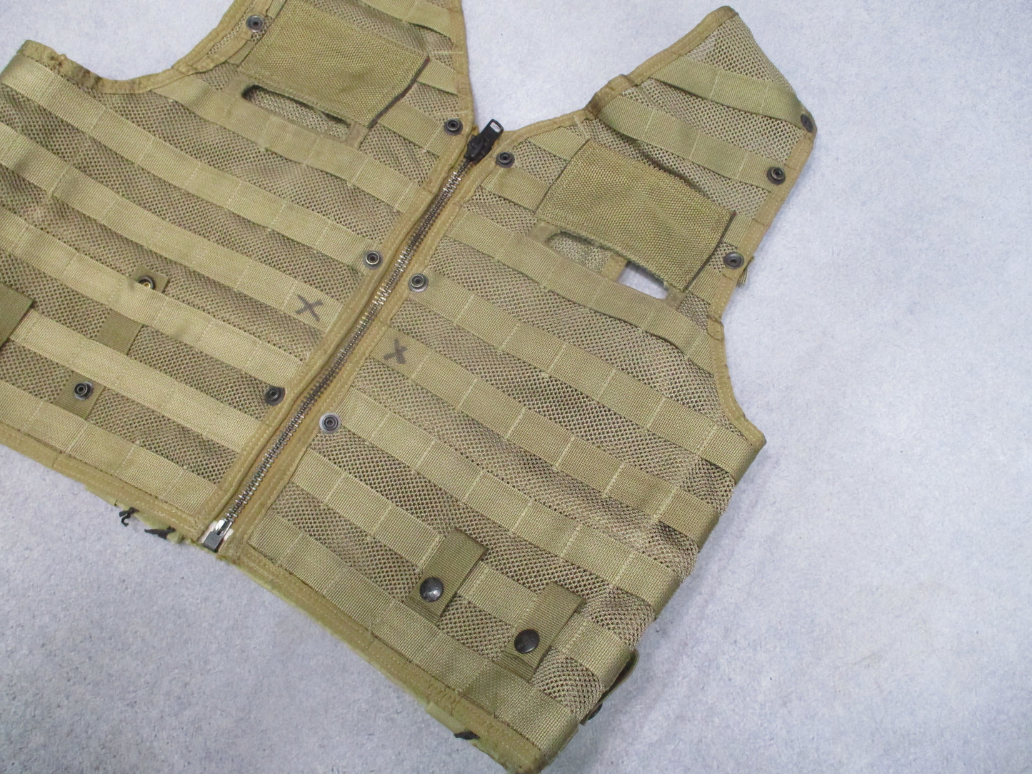 US Military Surplus CMU-36/P Survival Vest MOLLE Tactical Gear Coyote Brown