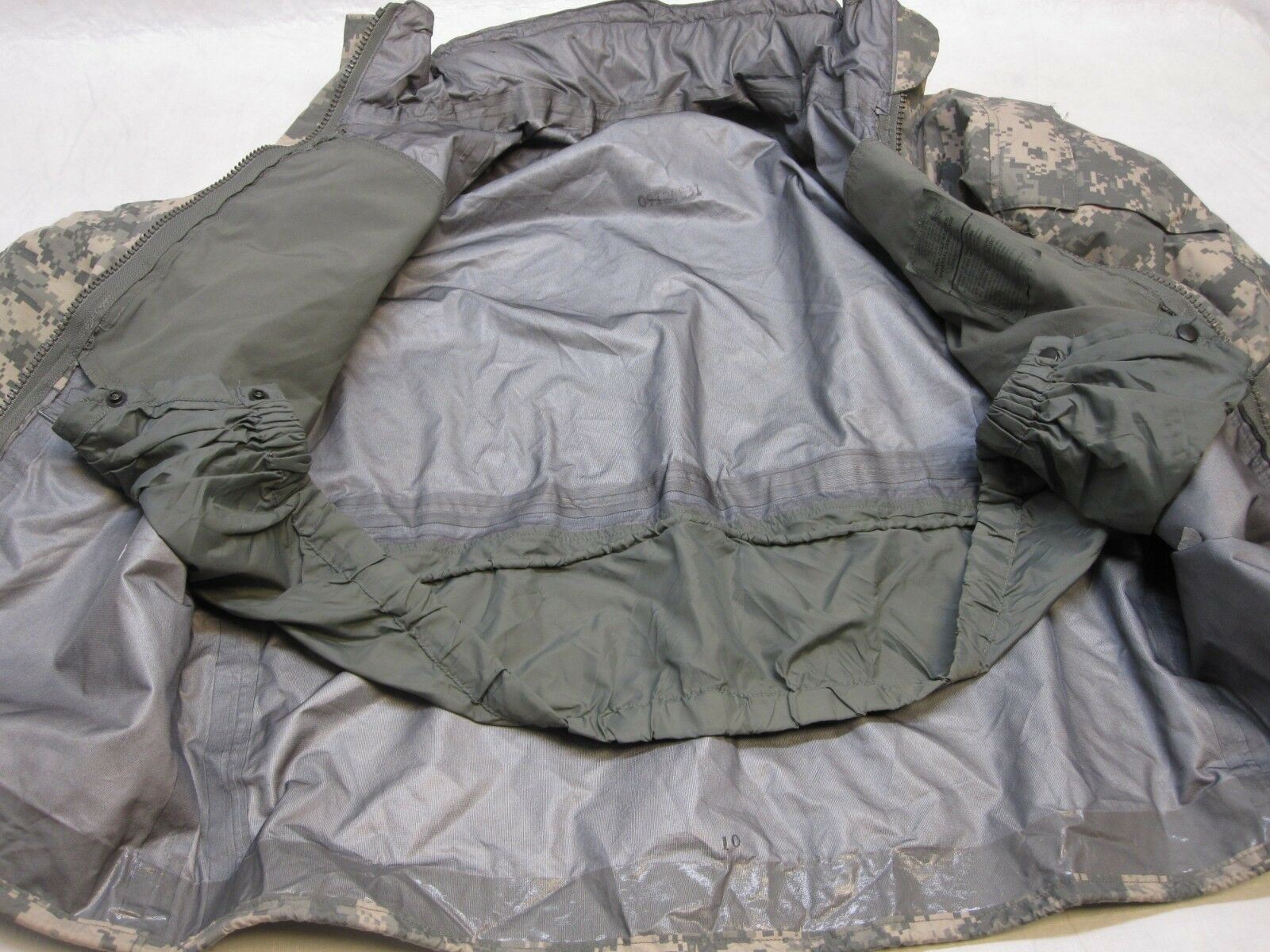 NEW ARMY ISSUE ACU DIGITAL GORE-TEX JACKET COLD/WET WEATHER PARKA LARGE/REGULAR - Centex Military Gear