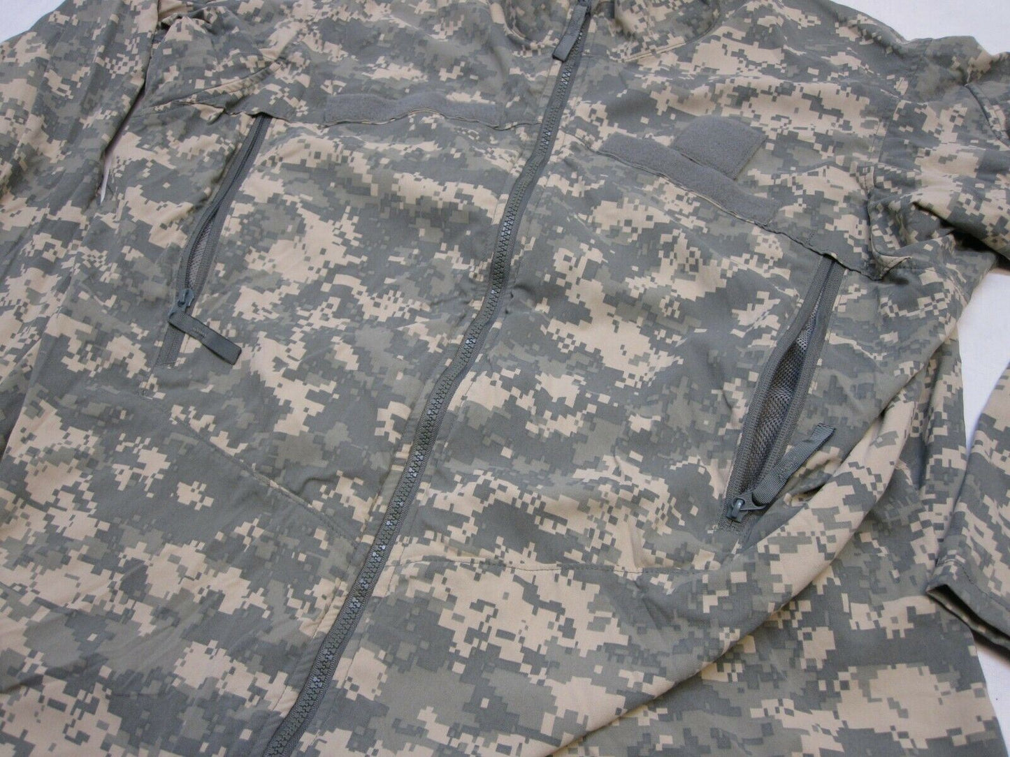 NWOT ARMY ACU UCP DIGITAL WIND JACKET M-R 8415-01-538-6067 COLD WEATHER GEN 3