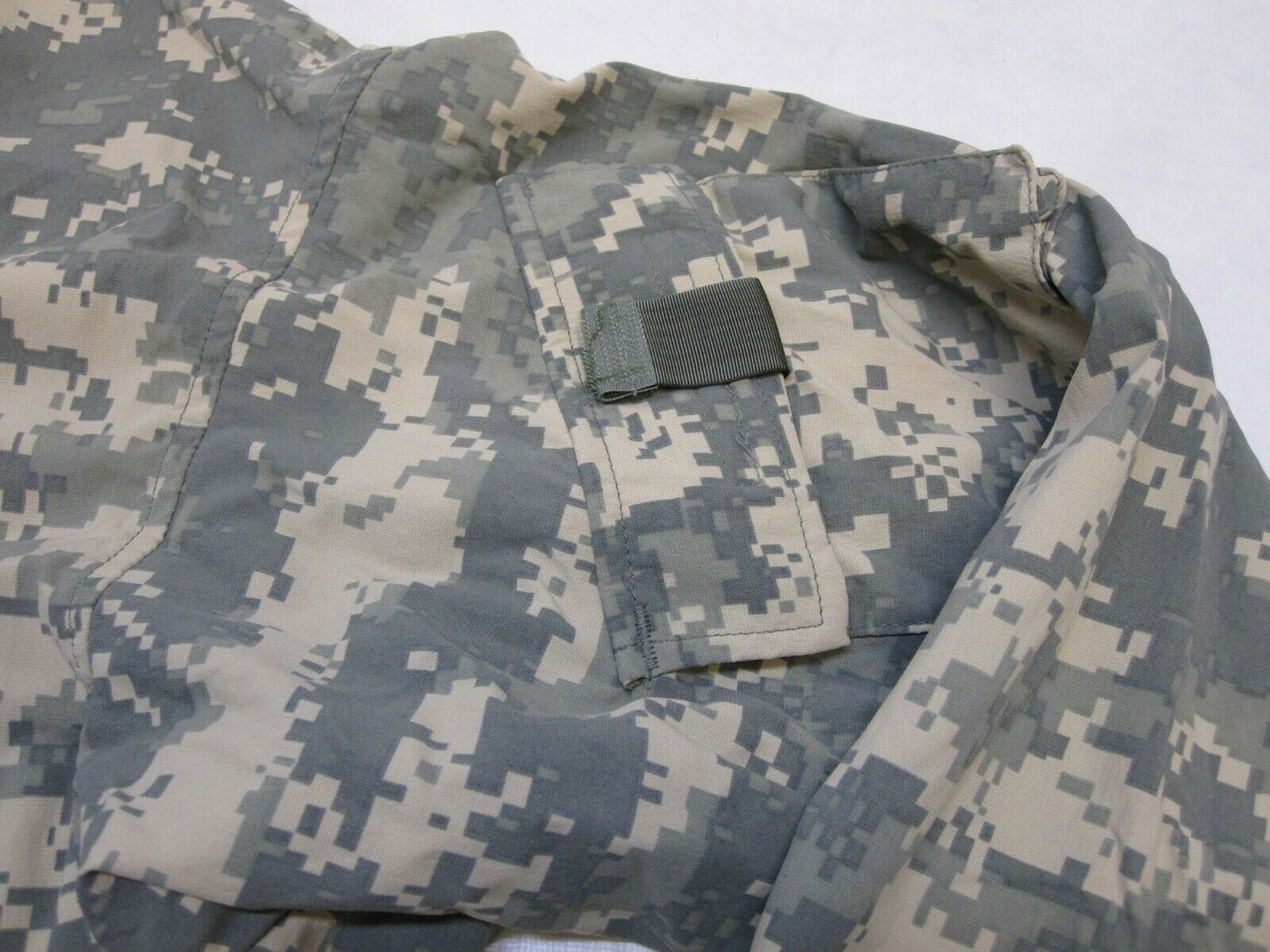 NWOT ARMY ACU UCP DIGITAL WIND JACKET M-R 8415-01-538-6067 COLD WEATHER GEN 3