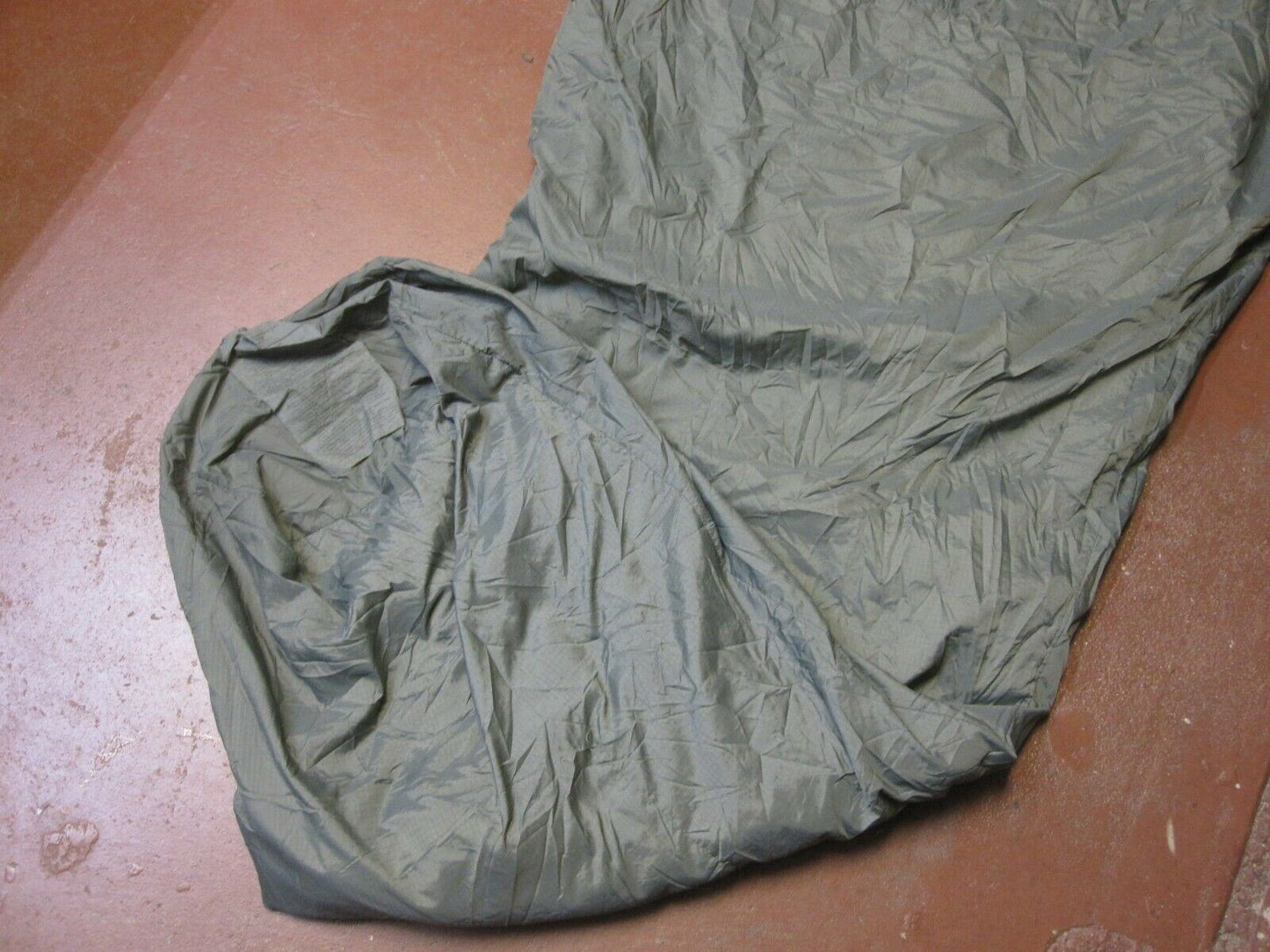 US ARMY ISSUE PATROL SLEEPING BAG FOLIAGE GREEN MODULAR SLEEP SYSTEM UCP (USED)