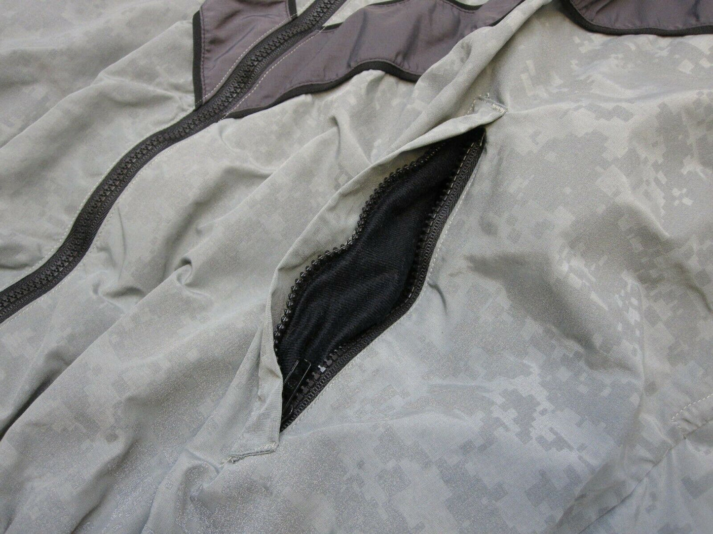 US ARMY DIGICAM PT JACKET ACU DIGITAL CAMO WINDBREAKER REFLECTIVE CAMOUFLAGE - Centex Military Gear