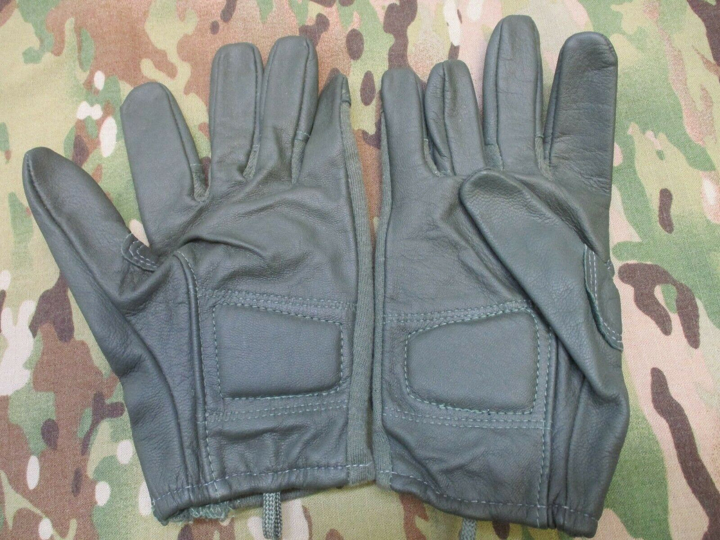 TYPE II ARMY COMBAT GLOVES MEDIUM SAGE GREEN GOAT SKIN LEATHER FLAME RESISTANT