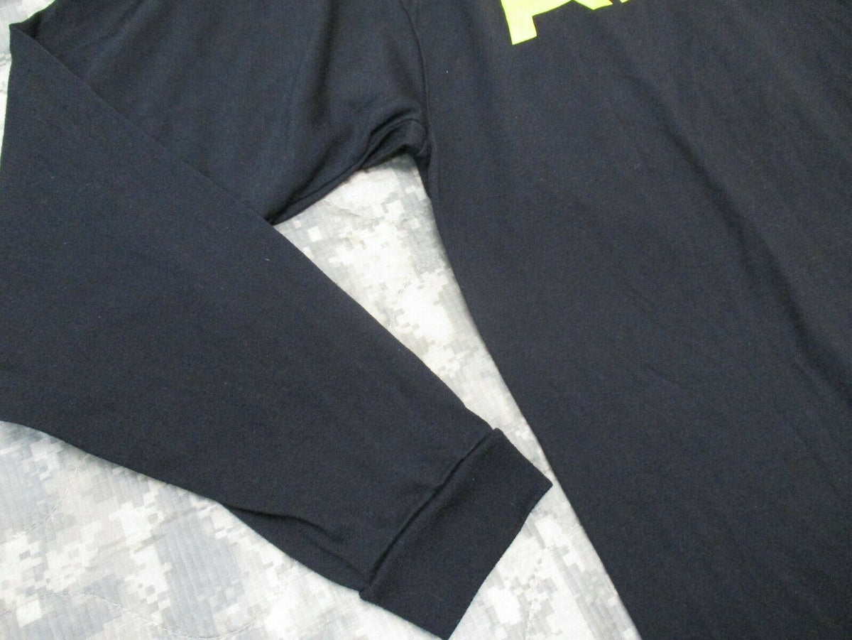 US Army APFU Black Long Sleeve PT Shirt Small XS Physical Training Tee