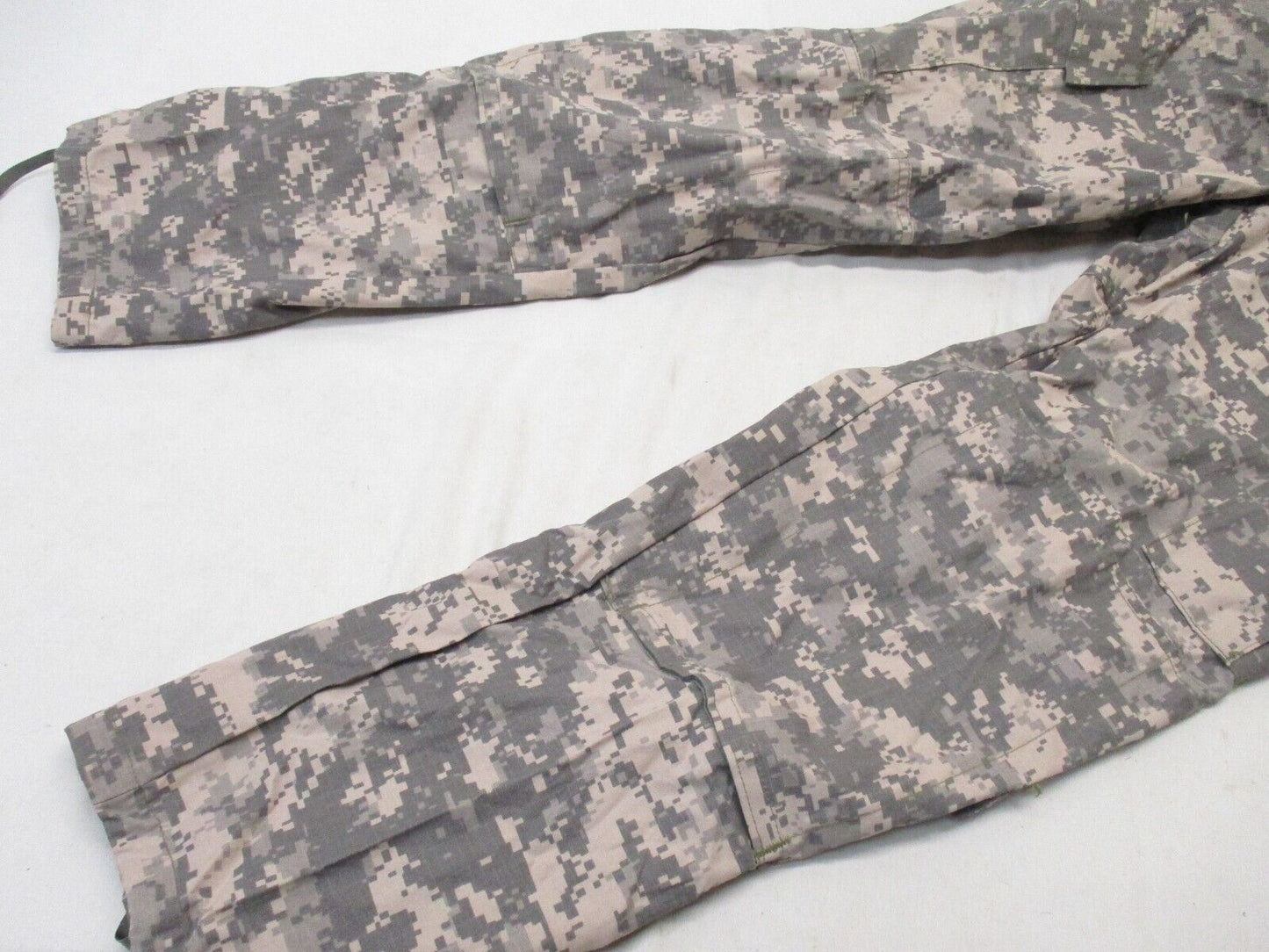 New ACU Pants/Trousers Small-Long USGI Digital Camo Flame Resistant FRACU Army