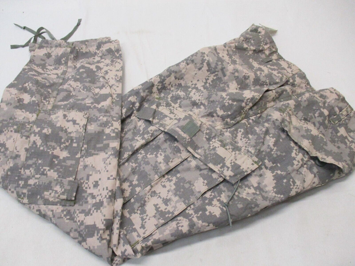 New ACU Pants/Trousers Small-Long USGI Digital Camo Flame Resistant FRACU Army