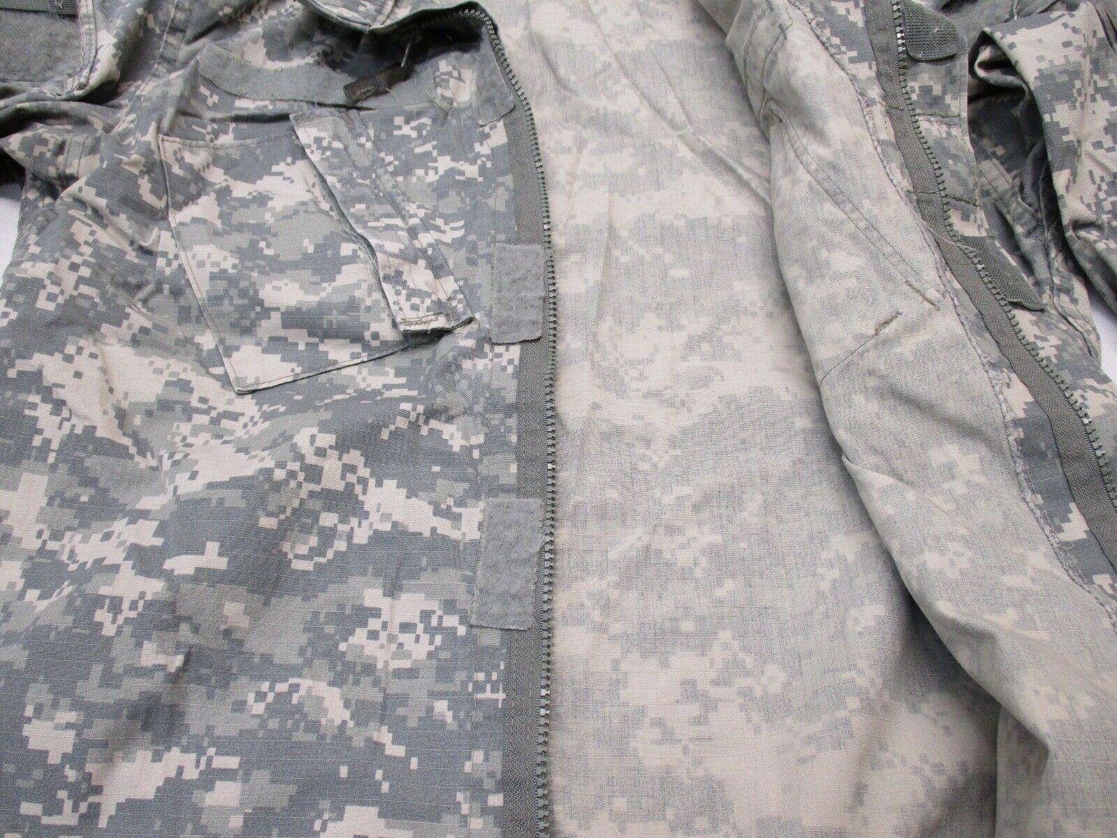 LOT OF (4) ARMY COMBAT UNIFORM SHIRTS ACU DIGITAL COATS UCP TOPS 4 PACK DIGICAM - Centex Military Gear