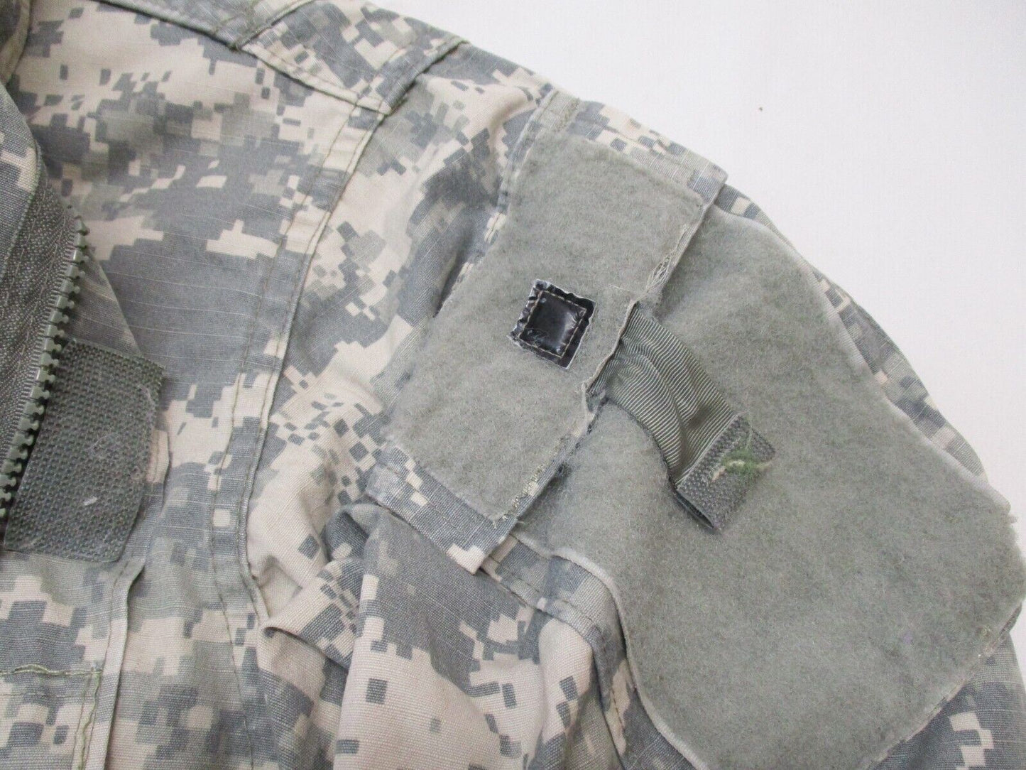 LOT OF (4) ARMY COMBAT UNIFORM SHIRTS ACU DIGITAL COATS UCP TOPS 4 PACK DIGICAM - Centex Military Gear
