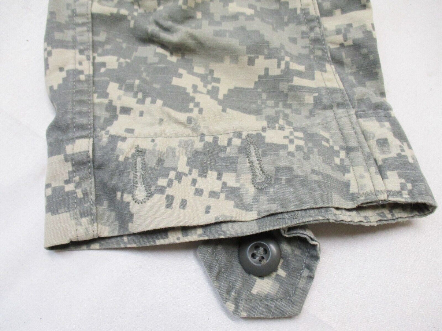LOT OF (4) ARMY COMBAT UNIFORM SHIRTS ACU DIGITAL COATS UCP TOPS 4 PACK DIGICAM - Centex Military Gear