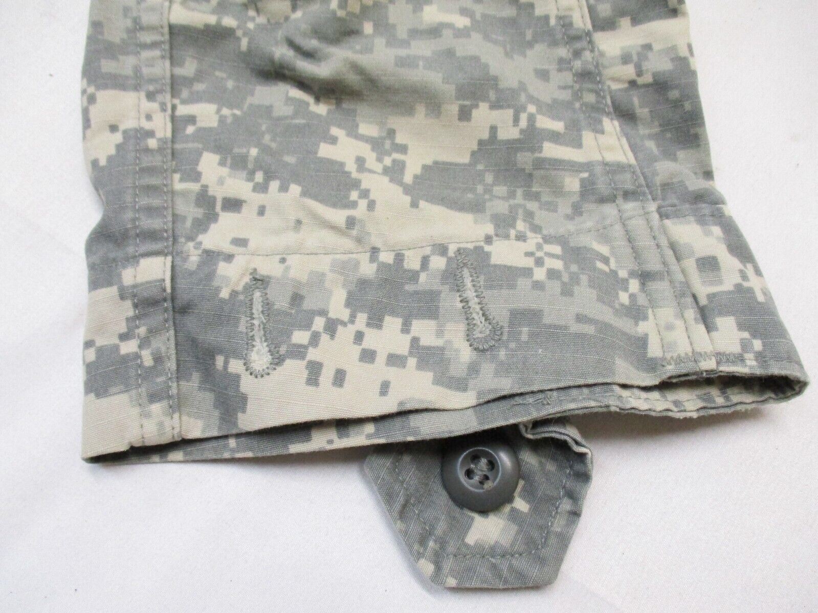 LOT OF (4) ARMY COMBAT UNIFORM SHIRTS ACU DIGITAL COATS UCP TOPS 4 PACK DIGICAM - Centex Military Gear