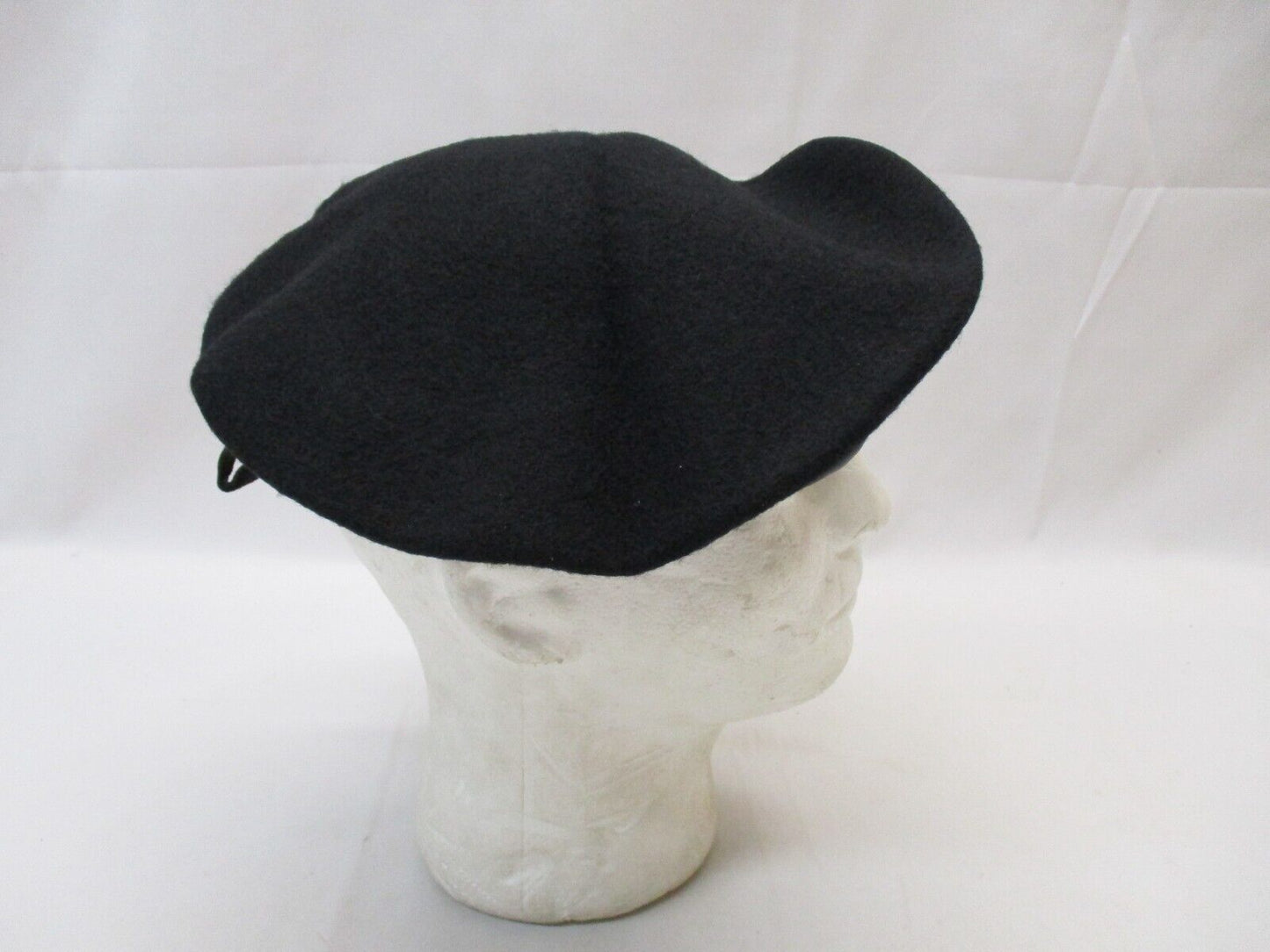 NOS USGI ARMY 100% WOOL BLACK BERET COMMANDO HEADGEAR MILITARY HAT w. FLASH