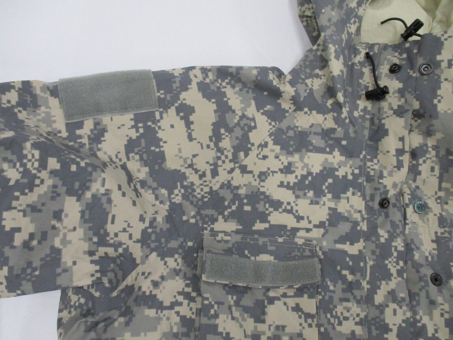 RARE LOG HOUSE DESIGNS ARMY ACU DIGITAL GORETEX JACKET REVERSIBLE TAN (LARGE)