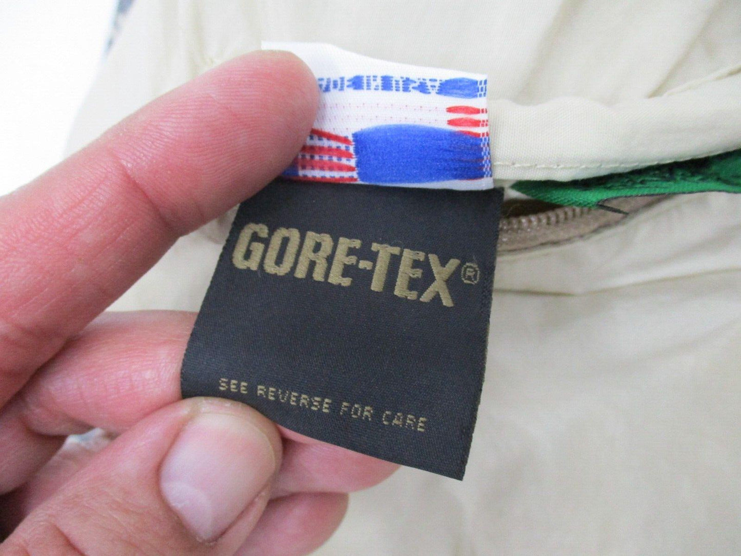 RARE LOG HOUSE DESIGNS ARMY ACU DIGITAL GORETEX JACKET REVERSIBLE TAN (LARGE)
