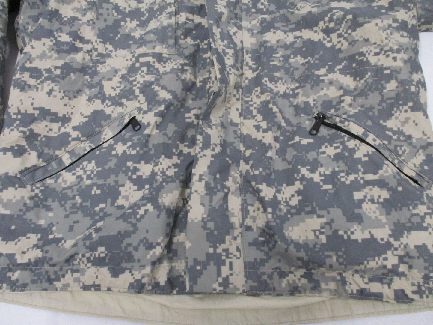 RARE LOG HOUSE DESIGNS ARMY ACU DIGITAL GORETEX JACKET REVERSIBLE TAN (LARGE)