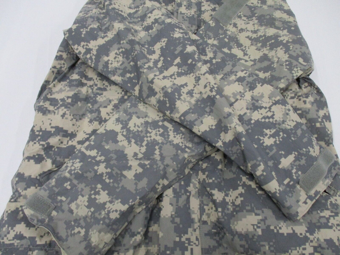 RARE LOG HOUSE DESIGNS ARMY ACU DIGITAL GORETEX JACKET REVERSIBLE TAN (LARGE)