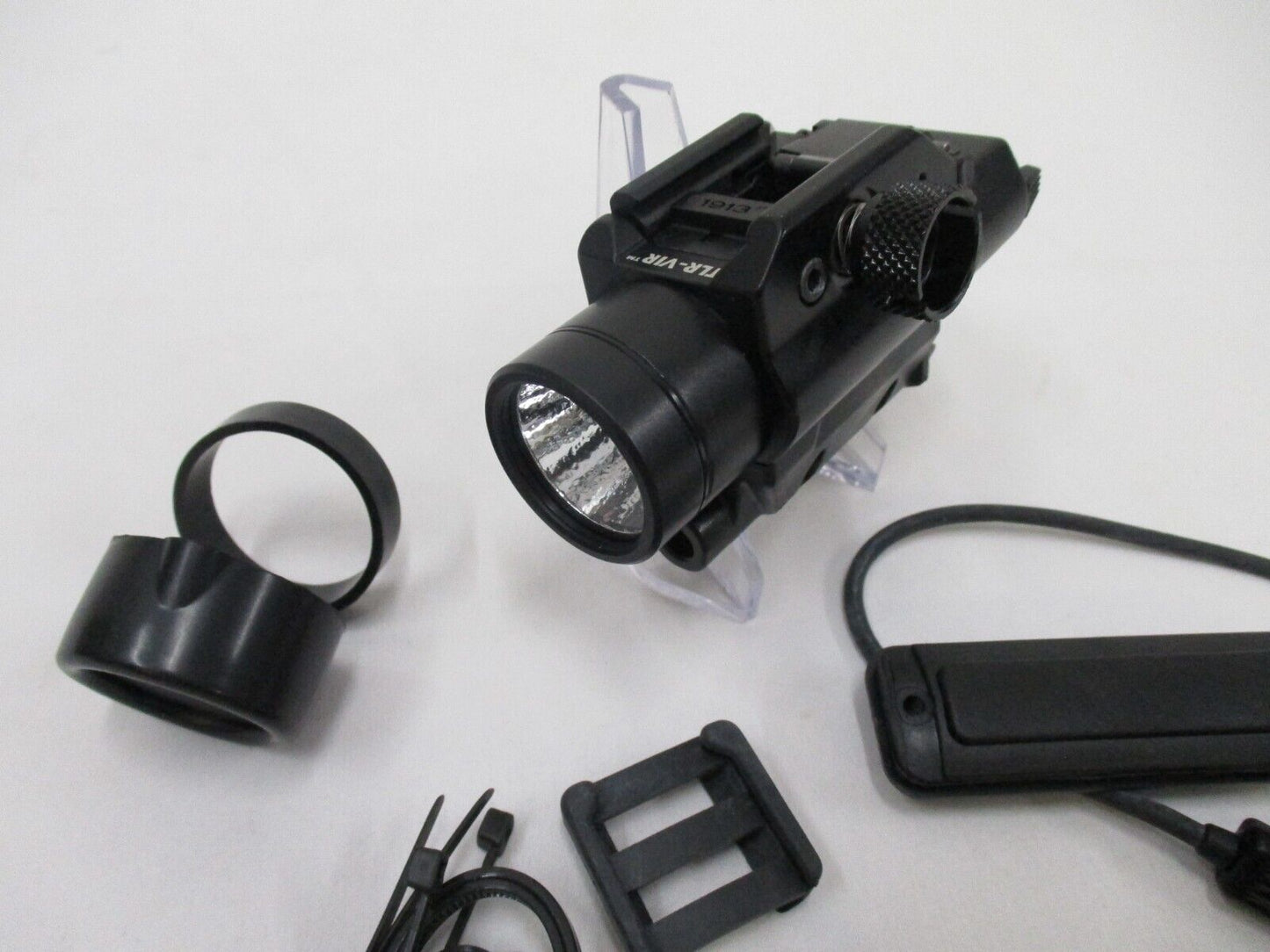 STREAMLIGHT TLR-VIR 1 PISTOL/RIFLE RAIL MOUNT WEAPONLIGHT WHITE/IR LIGHT 300LUME - Centex Military Gear