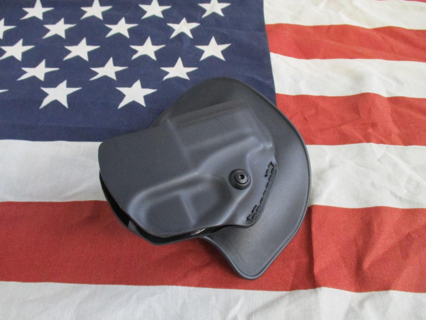 SAFARILAND Concealment Holster RUGER LC9 5198-184-411 Blk Lined Right STX Plain