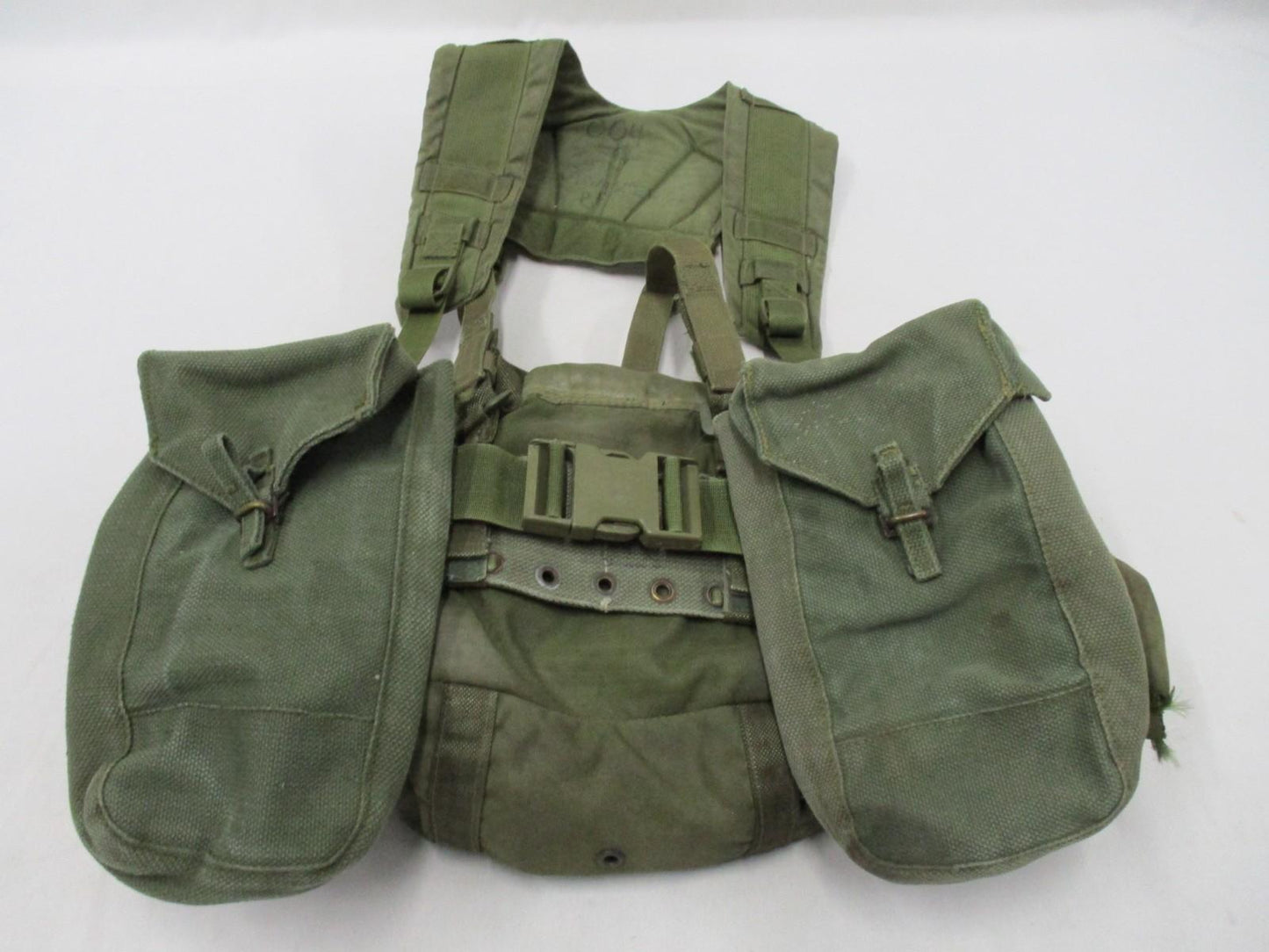 CANADIAN MILITARY SURPLUS LOADOUT KIT CHEST RIG AMMO CANTEEN BUTTPACK POCKETS