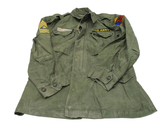 US Army M-1951 M51 Field Coat Olive Green Distressed OD Jacket Mens Medium Patch