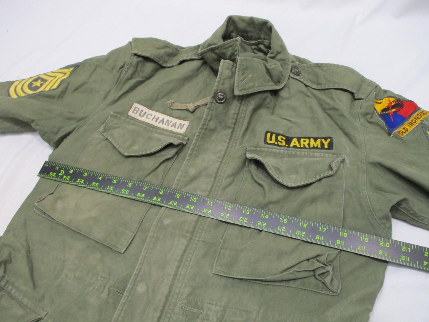 US Army M-1951 M51 Field Coat Olive Green Distressed OD Jacket Mens Medium Patch