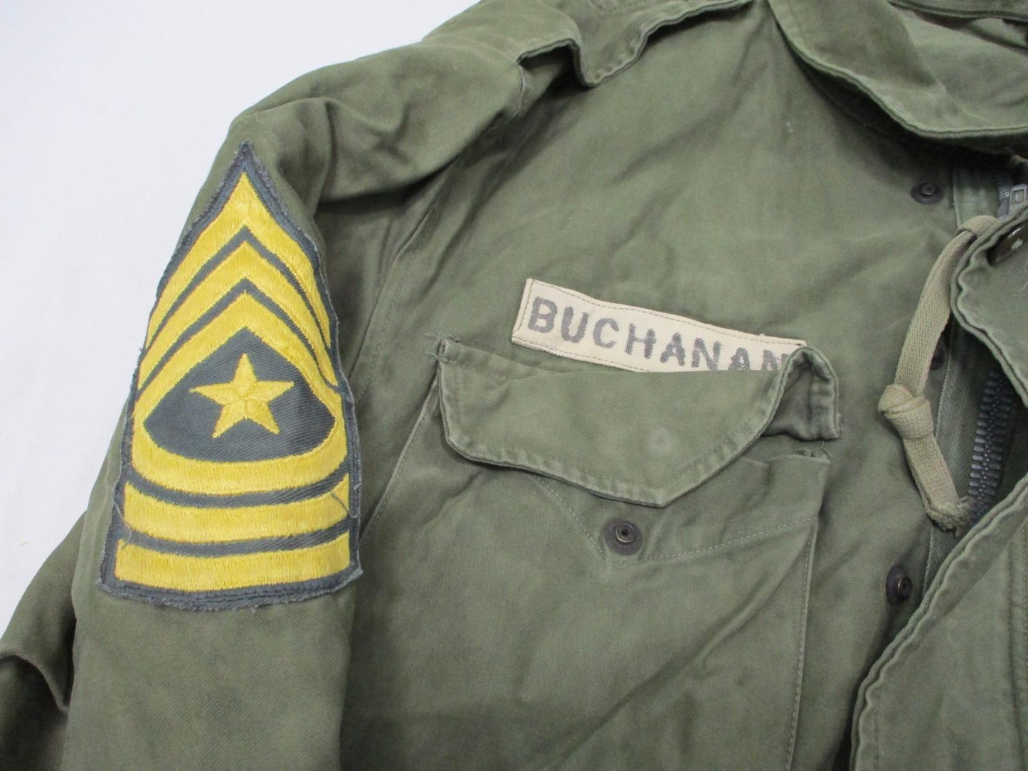 US Army M-1951 M51 Field Coat Olive Green Distressed OD Jacket Mens Medium Patch