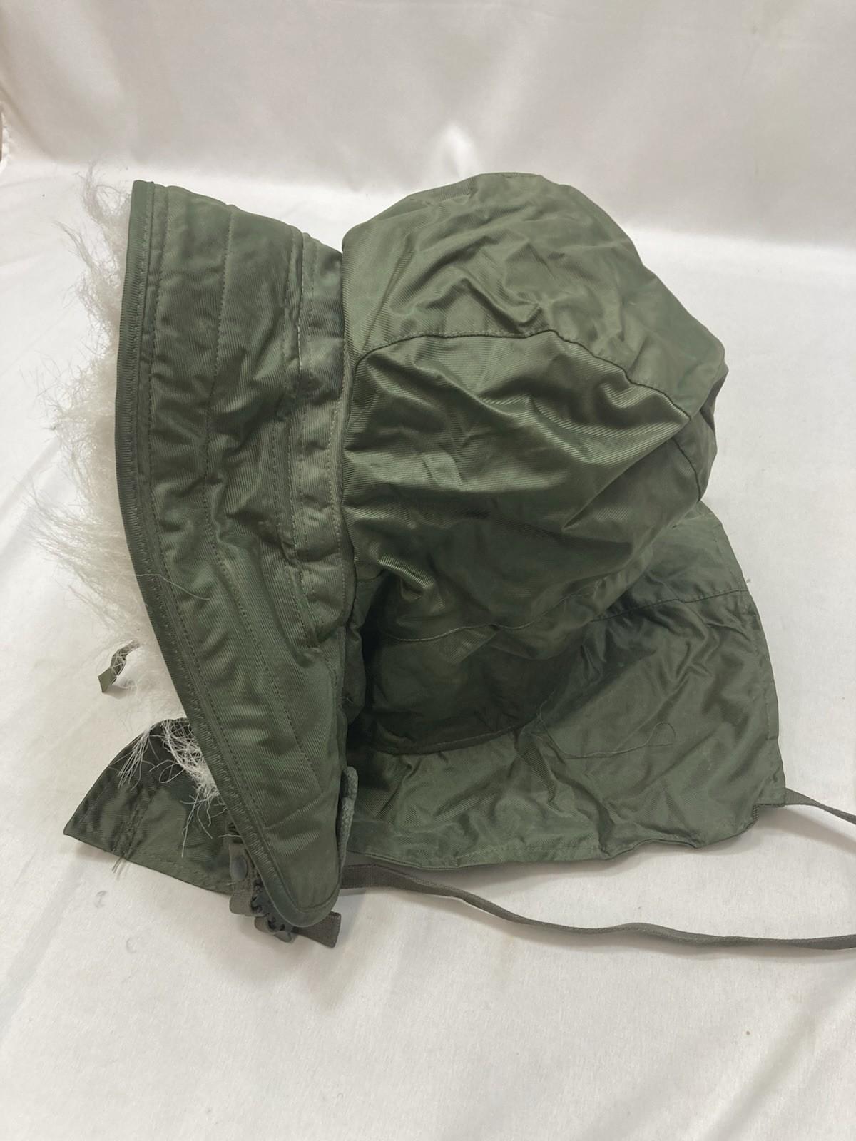 US Military Extreme Cold Weather Hood w/ Fur Ruff Alpha Industries Impermeable