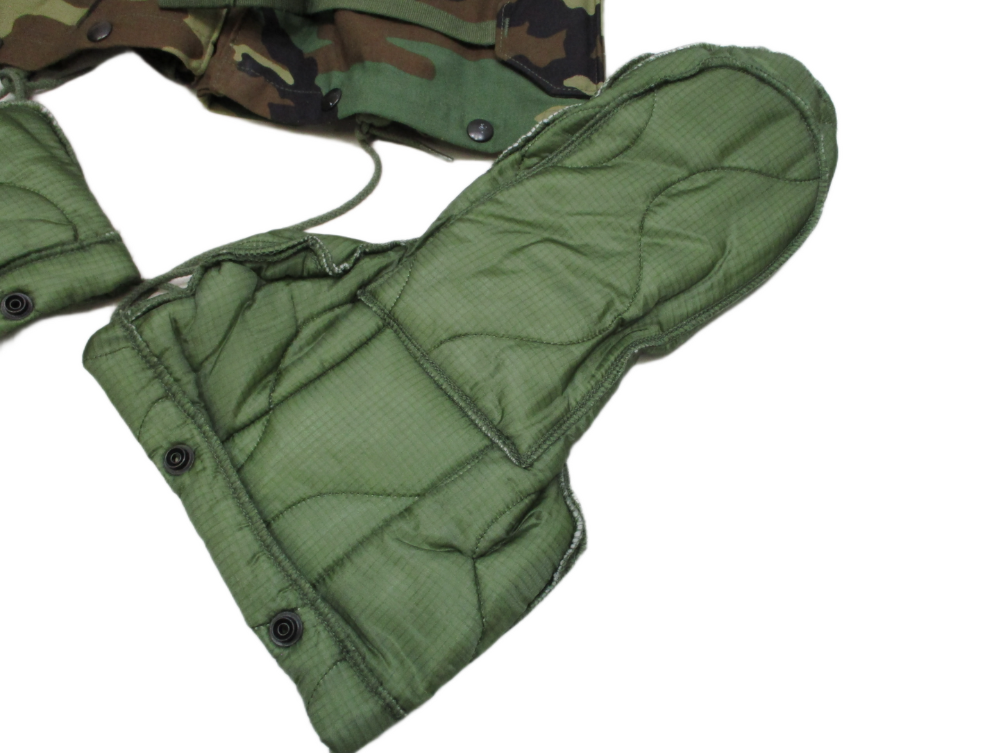 US Military Extreme Cold Weather Mitten Set ECW M81 Woodland Camo Small