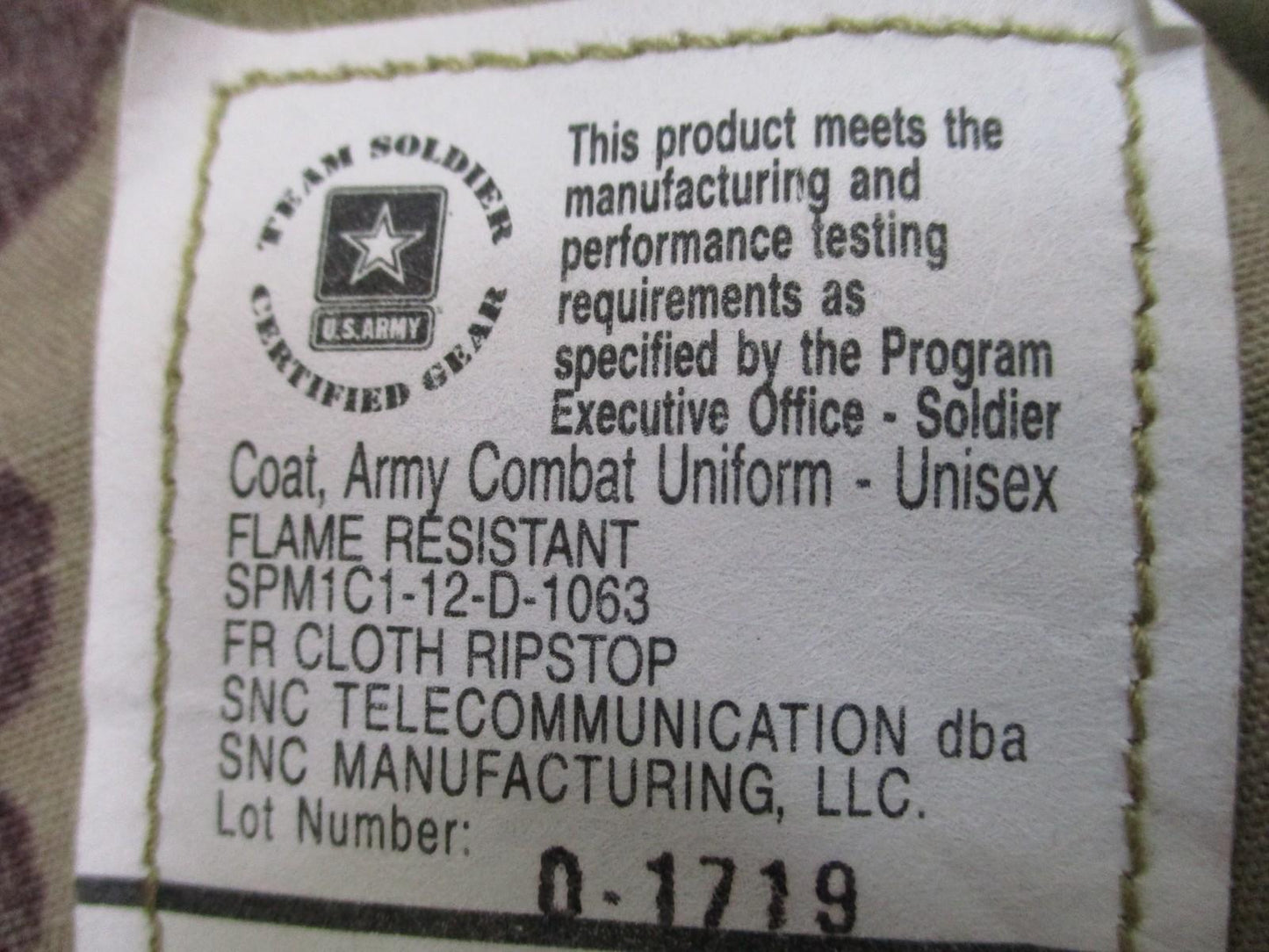 NEW U.S. Army Combat Uniform ACU Flame Resistant Jacket Small-Long MultiCam