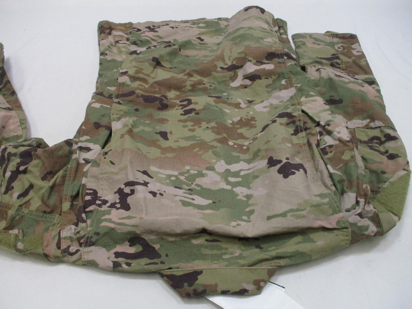NEW U.S. Army Combat Uniform ACU Flame Resistant Jacket Small-Long MultiCam