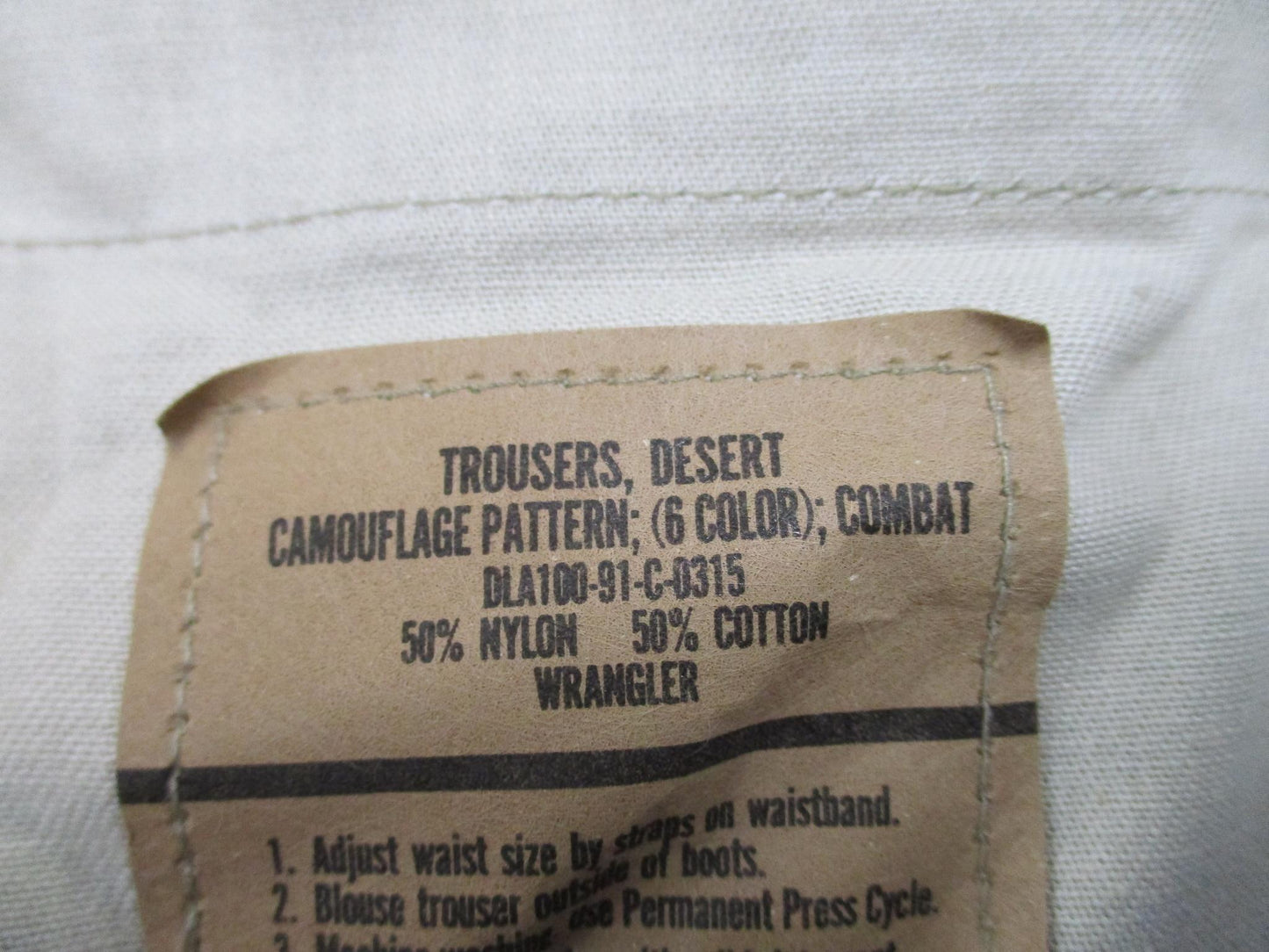 Wrangler Desert Camo Combat Cargo Pants Men's Small-X-Long 50% Nylon/Cotton