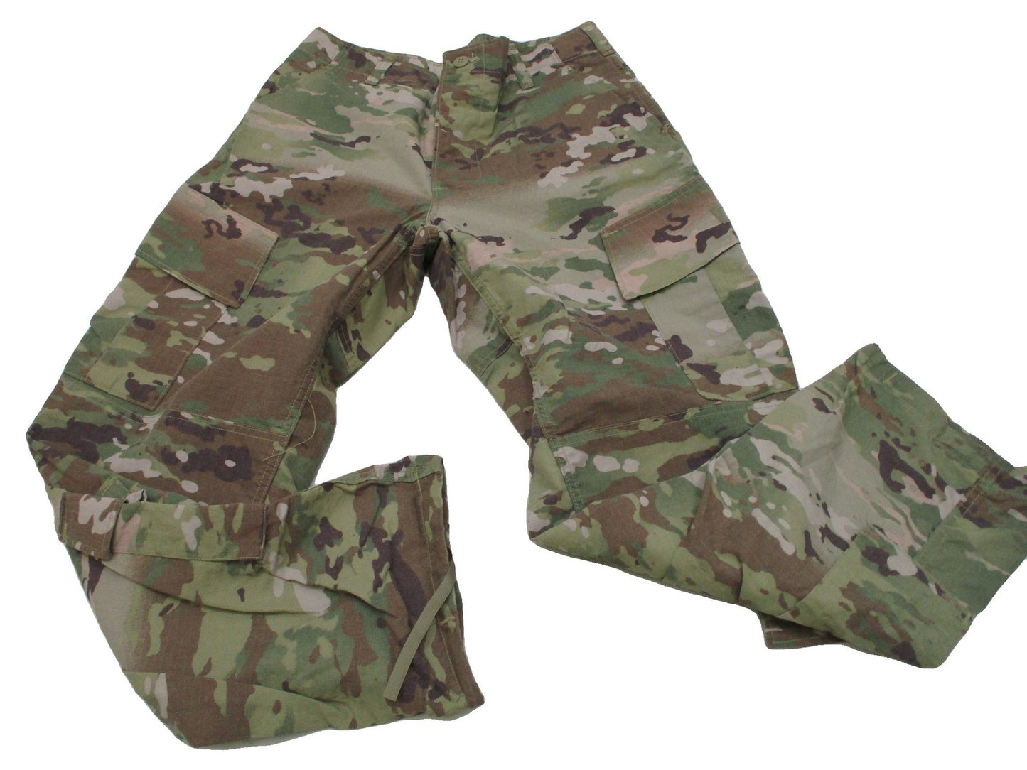 Unisex Army combat uniform OCP flame-resistant trousers in medium-short size, featuring tactical design and durable fabric.