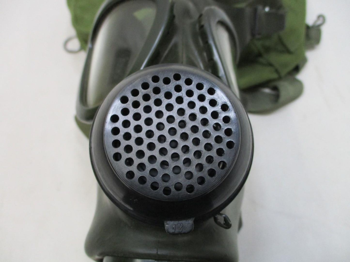 Romanian M74 Gas Mask w/ Filter & Bag - Iraqi War Trophy - Collectible