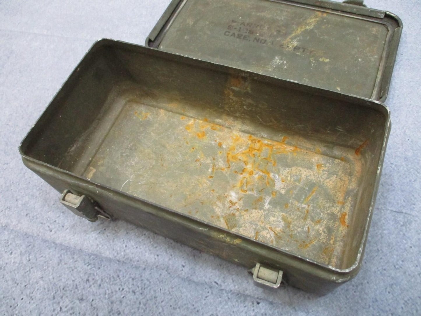 Vintage Arrow Case No. 1 Empty Metal Box Vietnam War Era Collectible