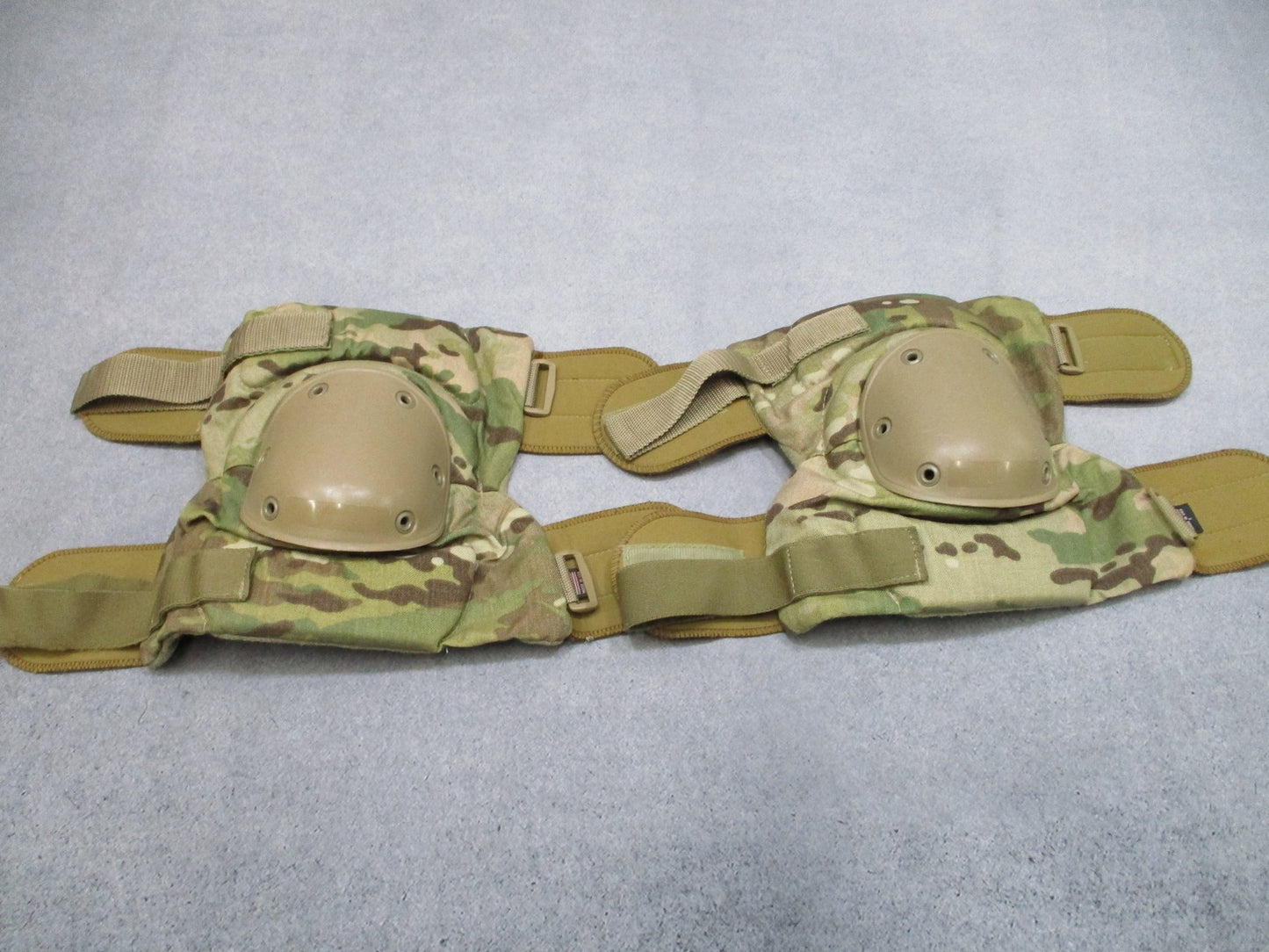 B.P.E. Tactical Knee Pads Multicam OEF OIF Used Good Made in USA - SML - Bijan's