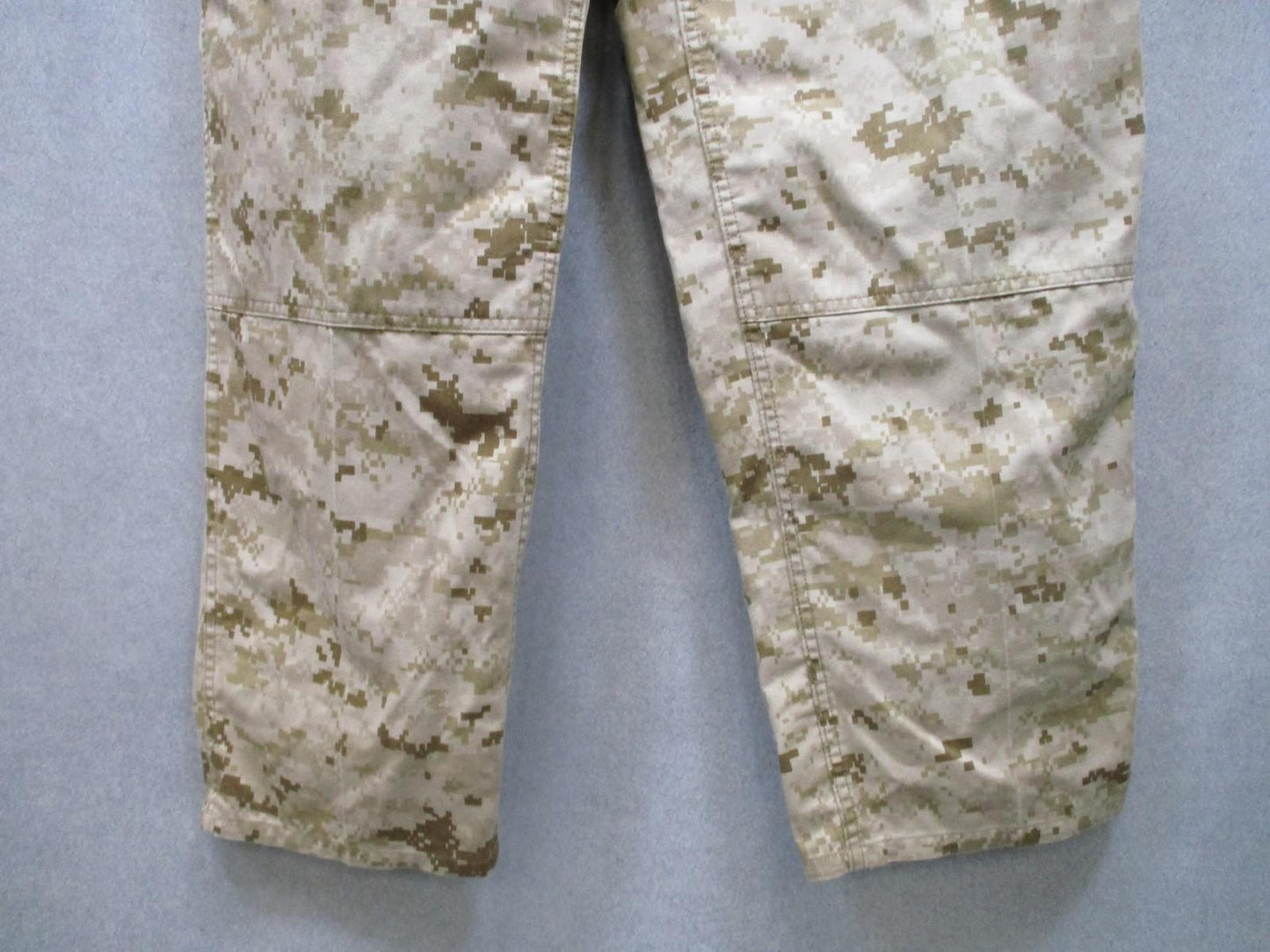 USMC Desert MARPAT Cargo Pants Medium Regular 31-35 Waist 29.5-32.5 Inseam